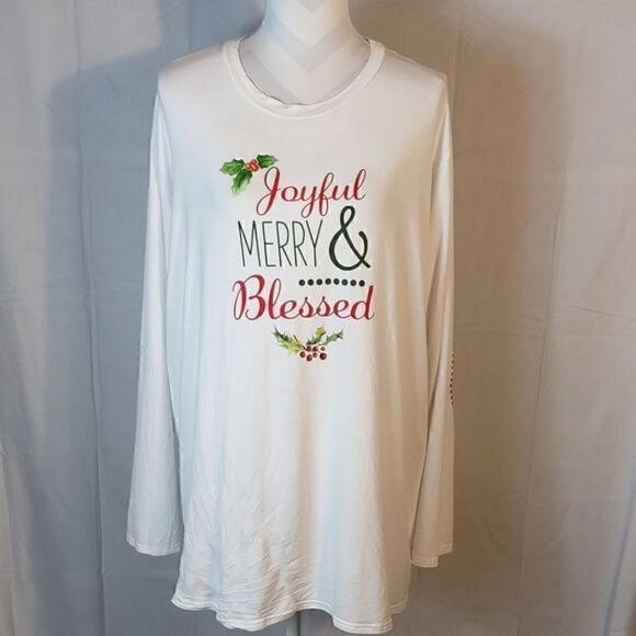 Southern Stitch Christmas Tee - Picture 1 of 6